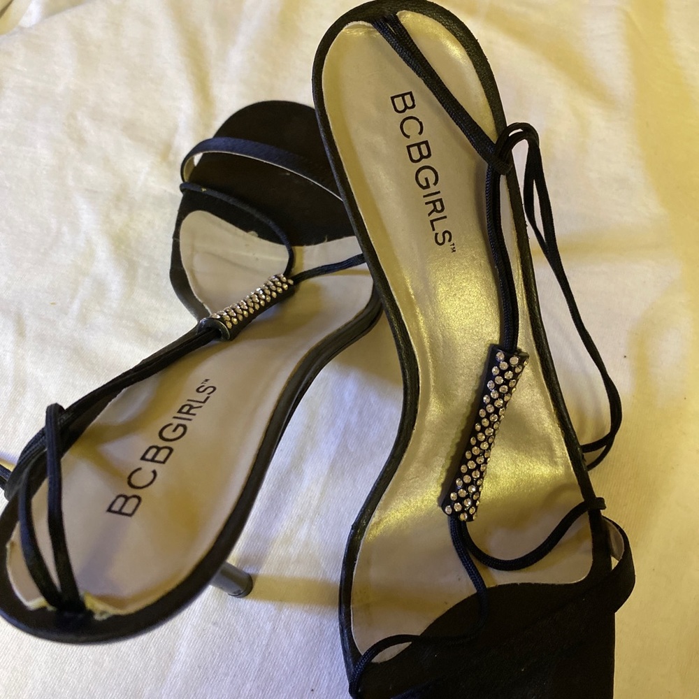 BCBG GIRLS Black Strappy Sexy Heel Dress Shoe Crystals Evening Size 7.5